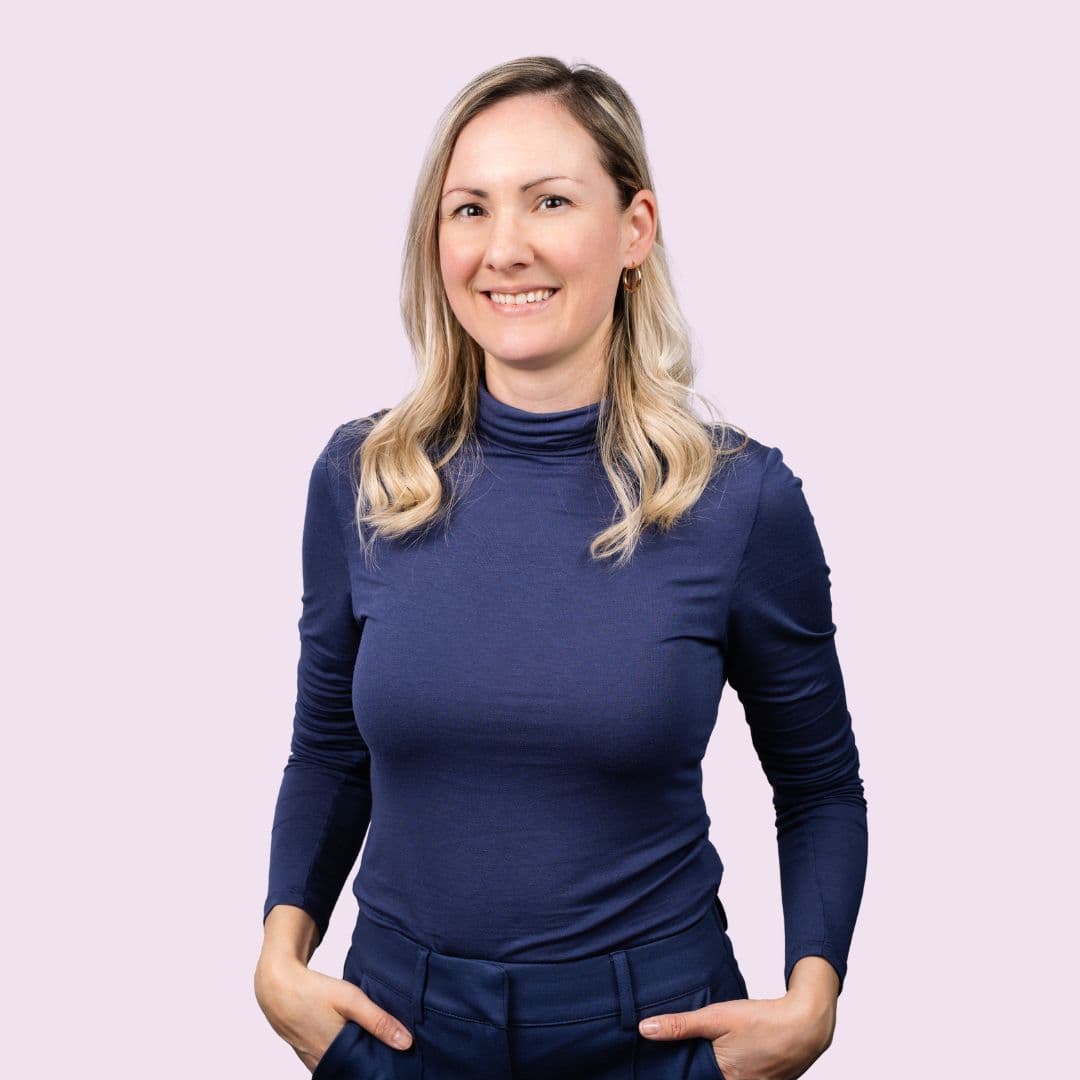 ROXANNE AND HER TEAM